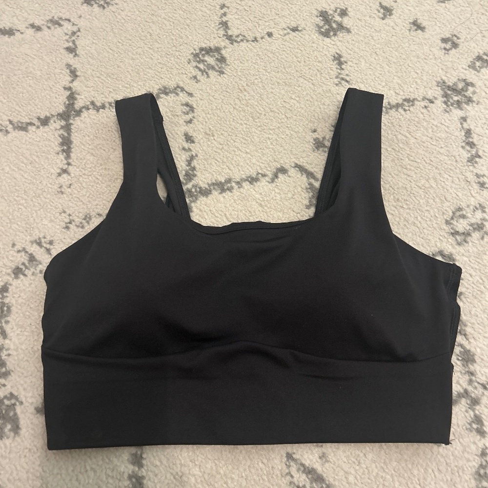 Sports bra